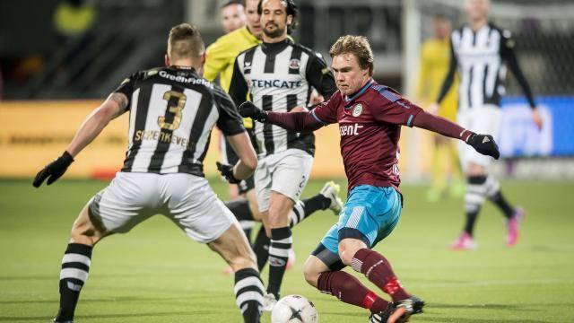 季后赛是巨 季后赛是巨