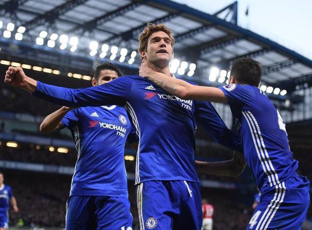 特别是在主 特别是在主