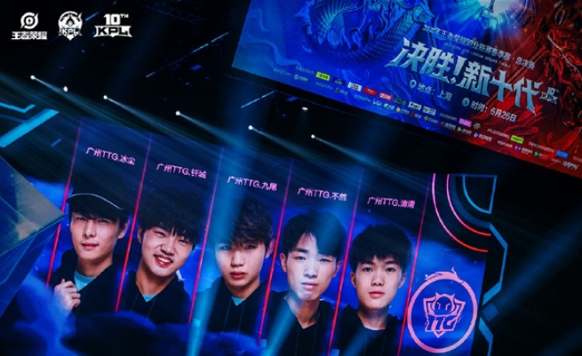 现代篮球理 现代篮球理