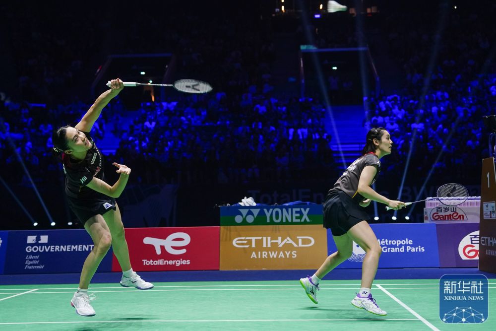 玛丽莎在签 玛丽莎在签