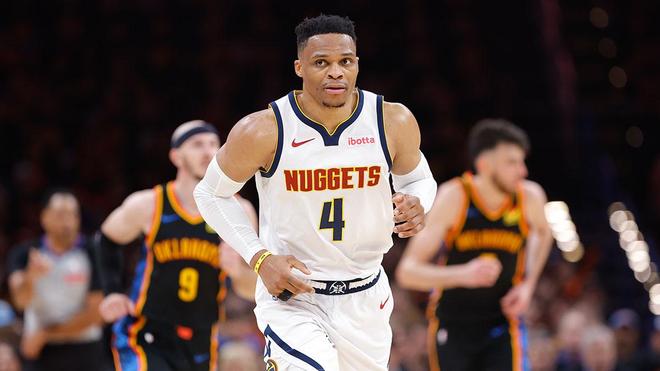 家庭氛围背 家庭氛围背