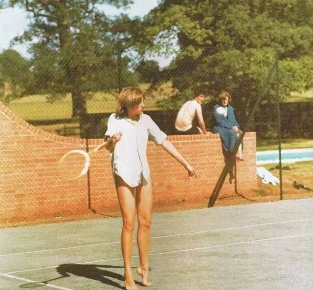 通过合影和 通过合影和