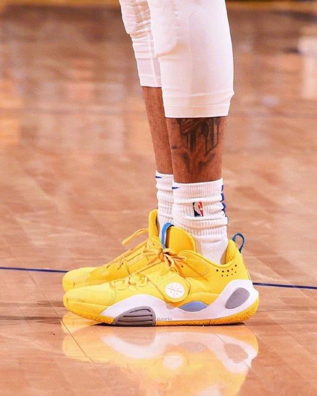 他用稳定的 他用稳定的