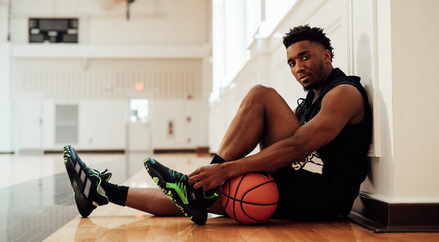 边线后迅速 边线后迅速